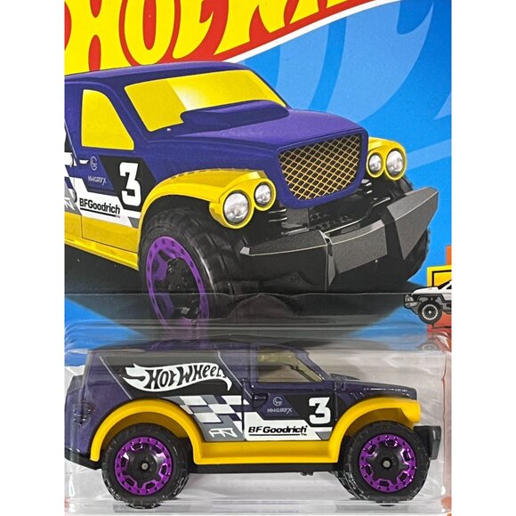 Hot Wheels 2025 Power Panel Yellow Van HW Hot Trucks Series New on Card - Picture 3 of 7